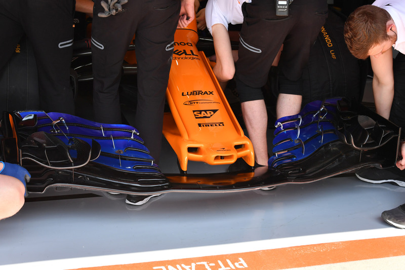 McLaren MCL33