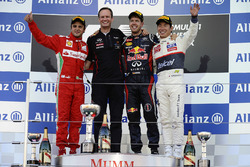 Podium: Felipe Massa, Ferrari, Paul Monaghan, Red Bull Racing Chief Engineer, Sebastian Vettel, Red Bull Racing and Kamui Kobayashi, Sauber