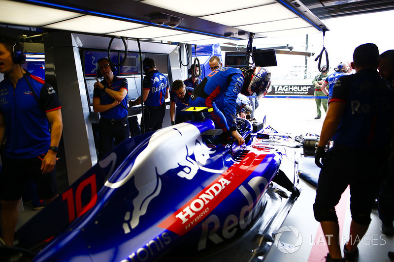 Pierre Gasly, Toro Rosso, masuk kokpit STR13