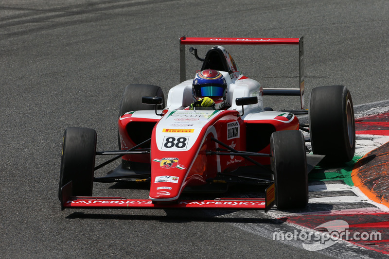 Amna Al Qubaisi (Virgin Racing)