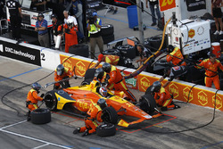 Zach Veach, Andretti Autosport Honda, pit stop