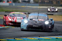 #77 Proton Competition Porsche 911 RSR: Christian Ried, Julien Andlauer, Matt Campbell