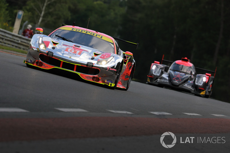 #61 Clearwater Racing Ferrari 488 GTE: Weng Sun Mok, Keita Sawa, Matthew Griffin