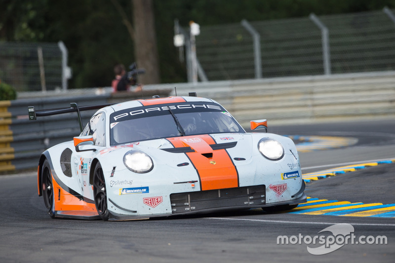 #86 Gulf Racing Porsche 911 RSR: Michael Wainwright, Benjamin Barker, Alex Davison