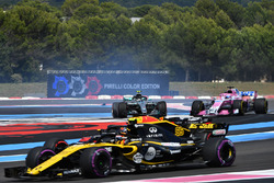 Valtteri Bottas, Mercedes-AMG F1 W09 spins after a hit from Sebastian Vettel, Ferrari SF71H