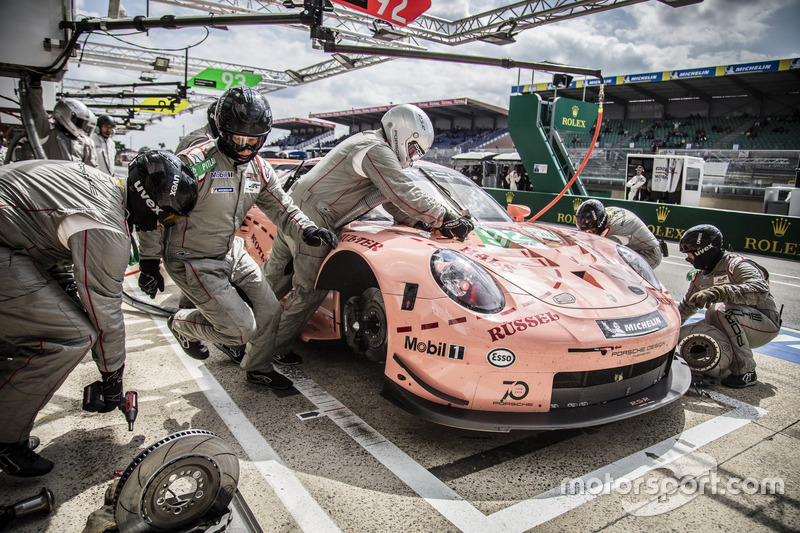 #92 Porsche GT Team Porsche 911 RSR: Michael Christensen, Kevin Estre, Laurens Vanthoor