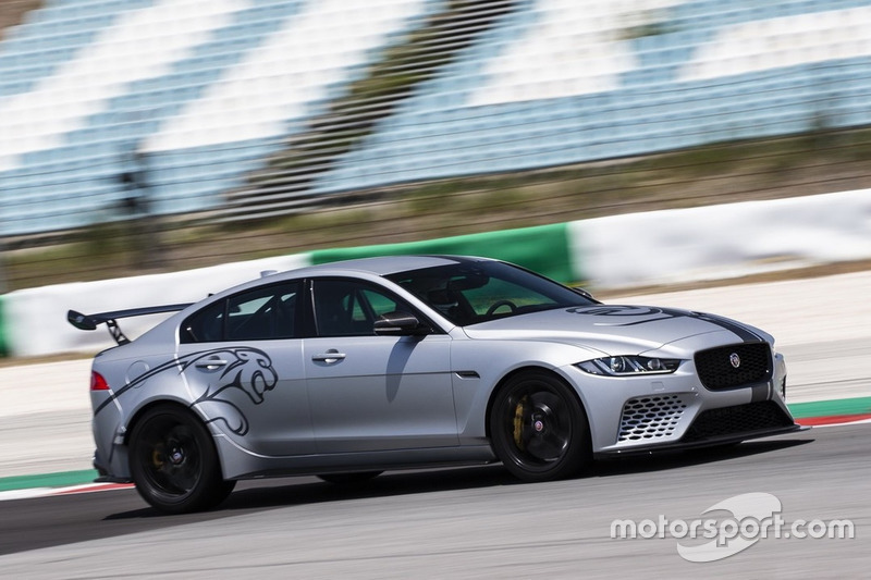 Jaguar XE SV Project 8