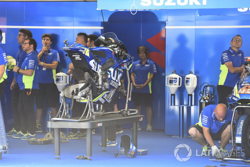 Team Suzuki Ecstar
