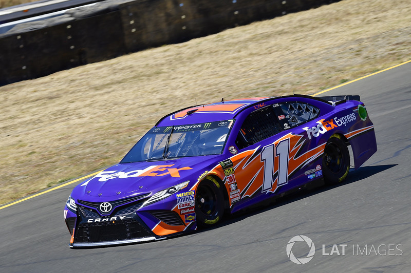 21. Denny Hamlin, Joe Gibbs Racing, Toyota Camry FedEx Express
