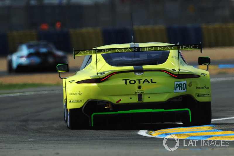 #97 Aston Martin Racing Aston Martin Vantage AMR: Alex Lynn, Maxime Martin, Jonathan Adam