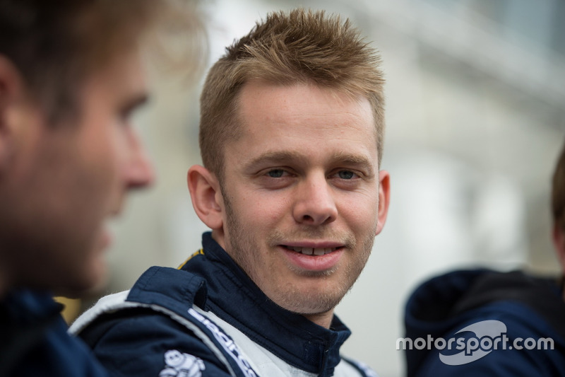 Alex Brundle