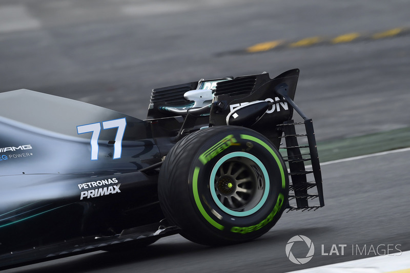 Valtteri Bottas, Mercedes-AMG F1 W09, avec des capteurs aéro sur l'aileron arrière