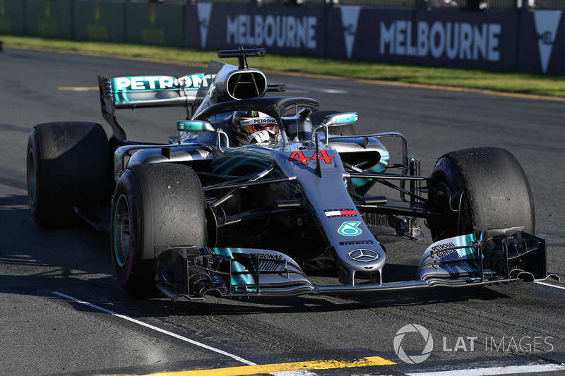 Lewis Hamilton, Mercedes-AMG F1 W09 practice starts