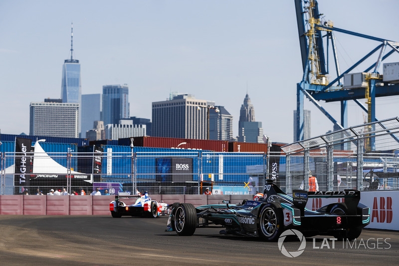 Nelson Piquet Jr., Jaguar Racing