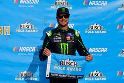 Polesitter Kurt Busch, Stewart-Haas Racing, Ford Fusion Monster Energy / Haas Automation