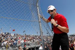 Helio Castroneves gives the command to start engines