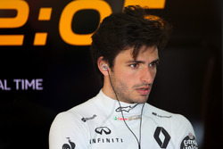 Карлос Сайнс-мл., Renault Sport F1 Team