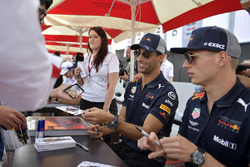 Daniel Ricciardo, Red Bull Racing and Max Verstappen, Red Bull Racing at the autograph session