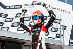 Race winner Yann Ehrlacher, ALL-INKL.COM Münnich Motorsport Honda Civic Type R TCR