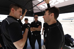 Will Power, Team Penske Chevrolet, crew, engineers