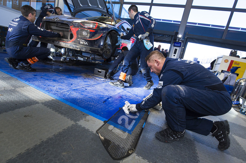 Hyundai Motorsport team area