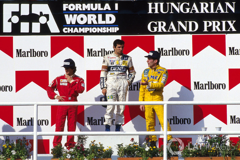 Podium: race winner Nelson Piquet,Williams, second place Alain Prost, McLaren and third place Ayrton