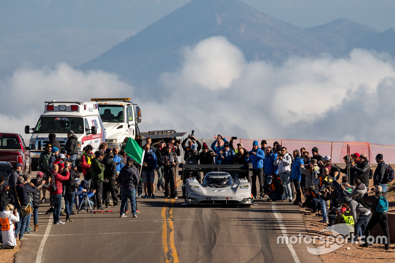 #94 Romain Dumas, Volkswagen I.D. R Pikes Peak