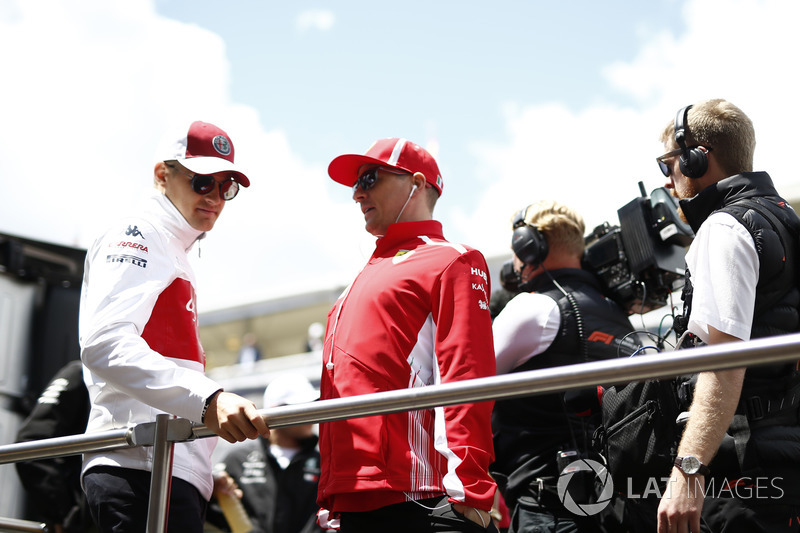 Marcus Ericsson, Sauber e Kimi Raikkonen, Ferrari nella drivers parade