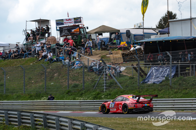 #2 Gigaspeed Team GetSpeed Performance Porsche 911 GT3 R: Steve Jans, Marek Böckmann, Lucas Luhr, Jan-Erik Slooten