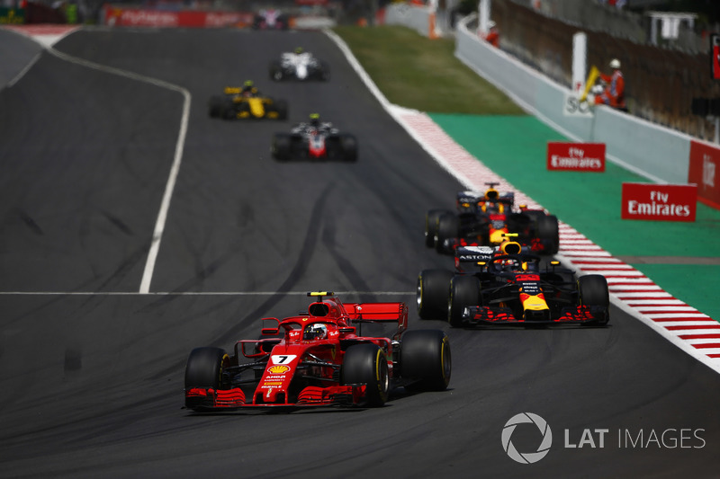Kimi Raikkonen, Ferrari SF71H, Max Verstappen, Red Bull Racing RB14, Daniel Ricciardo, Red Bull Racing RB14, Kevin Magnussen, Haas F1 Team VF-18