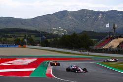 Sergio Perez, Force India VJM11, Stoffel Vandoorne, McLaren MCL33 and Marcus Ericsson, Sauber C37