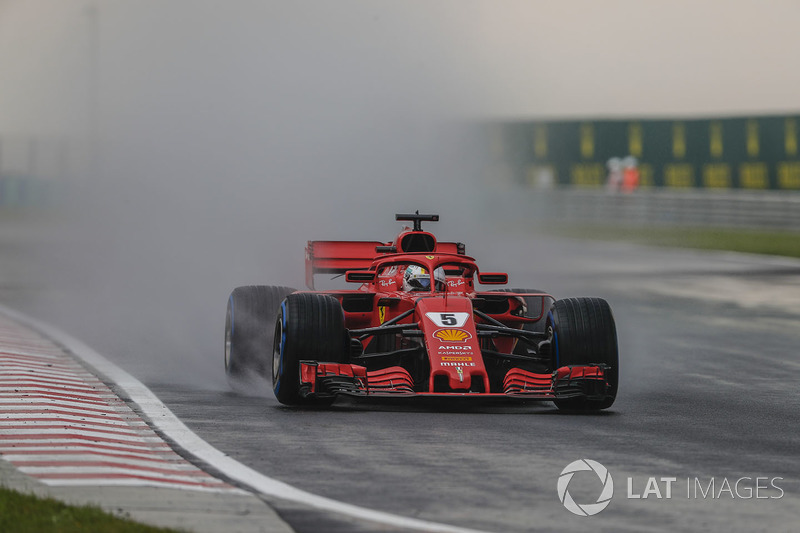 4: Sebastian Vettel, Ferrari SF71H, 1'36.210