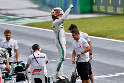 Lewis Hamilton, Mercedes-AMG F1 W09 celebrates in parc ferme