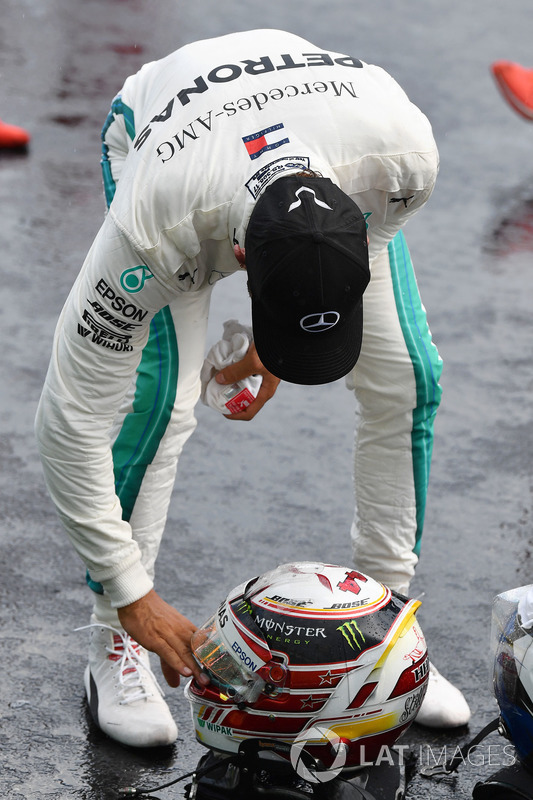 Lewis Hamilton, Mercedes-AMG F1 in parc ferme