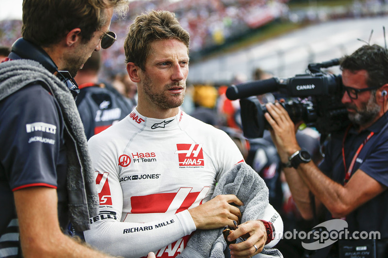 Romain Grosjean, Haas F1 Team, on the grid