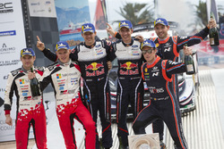 Sur le podium : Les vainqueurs Sébastien Ogier, Julien Ingrassia, M-Sport Ford WRT Ford Fiesta WRC, les deuxièmes, Ott Tänak, Martin Järveoja, Toyota Gazoo Racing WRT Toyota Yaris WRC et les troisièmes, Thierry Neuville, Nicolas Gilsoul, Hyundai Motorsport Hyundai i20 Coupe WRC