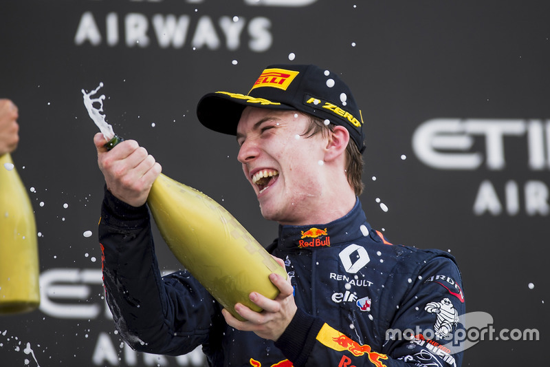 Podium: third place Dan Ticktum, DAMS