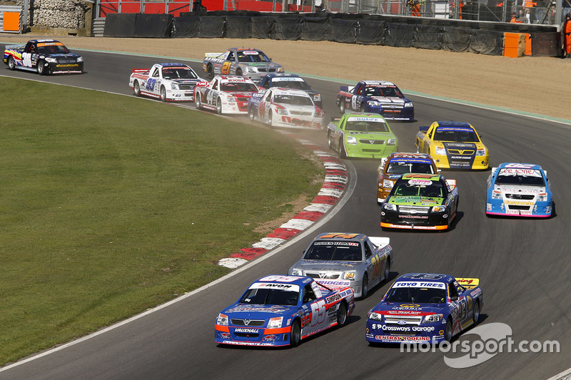 Brands Hatch Truck Racing >> Race Start At Pickup Truck Racing Brands Hatch Brands Hatch Truck Racing >> Race Start At Pickup Truck Racing Brands Hatch