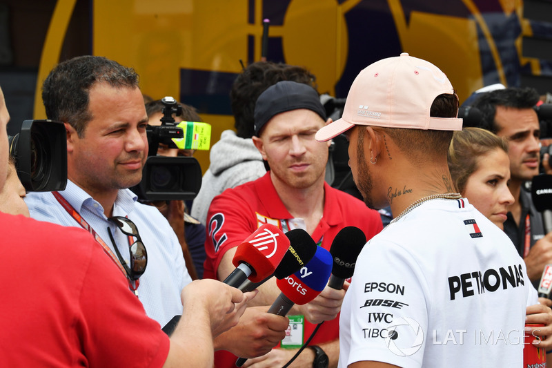 Lewis Hamilton, Mercedes-AMG F1 talks with Ted Kravitz, Sky TV