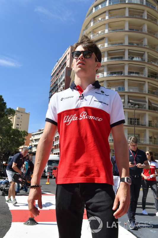 Charles Leclerc, Sauber walks the track