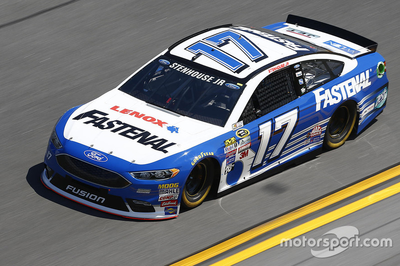 #17 Ricky Stenhouse Jr. (Roush-Ford)
