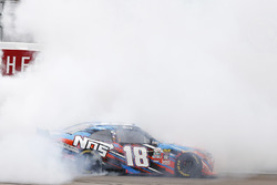 Sieger, Kyle Busch, Joe Gibbs Racing Toyota