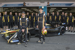 Foto de grupo Techeetah team, Jean-Eric Vergne y Esteban Gutiérrez