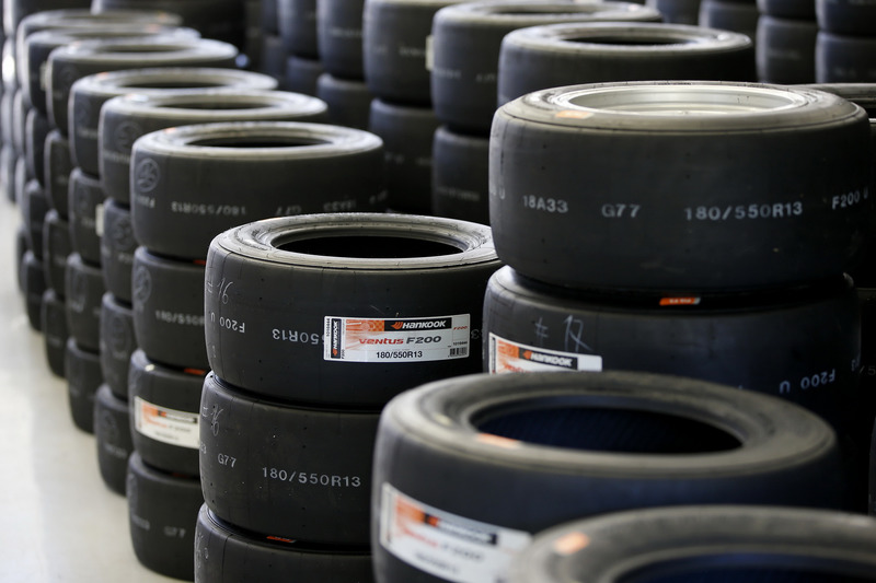 Neumáticos Hankook