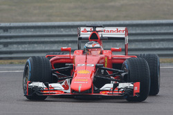 Antonio Giovinazzi, Ferrari SF15-T