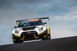 #24 Nissan Motorsport, Nissan GT-R Nismo GT3: Florian Strauss, Todd Kelly, Jann Mardenborough