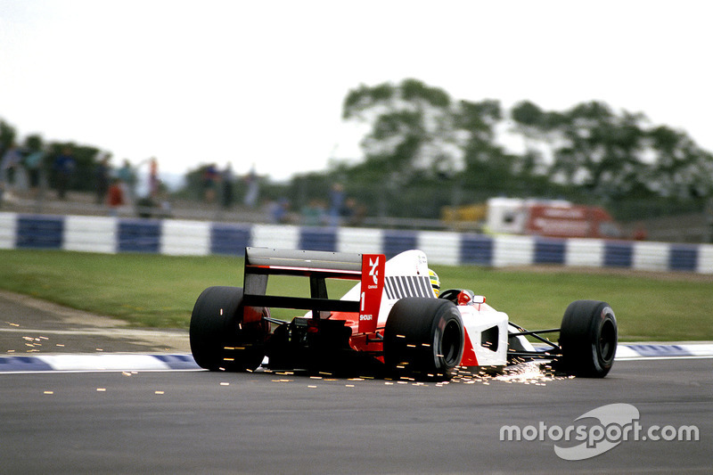 McLaren MP4/7A (1992)