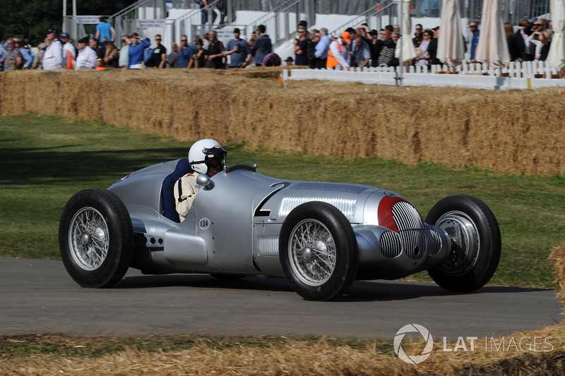 Mercedes W125