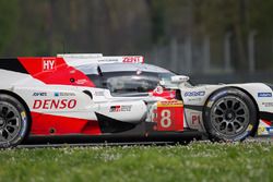 #8 Toyota Gazoo Racing Toyota TS050 Hybrid: Anthony Davidson, Nicolas Lapierre, Kazuki Nakajima