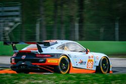 #86 Gulf Racing Porsche 911 RSR: Michael Wainwright, Ben Barker, Nick Foster